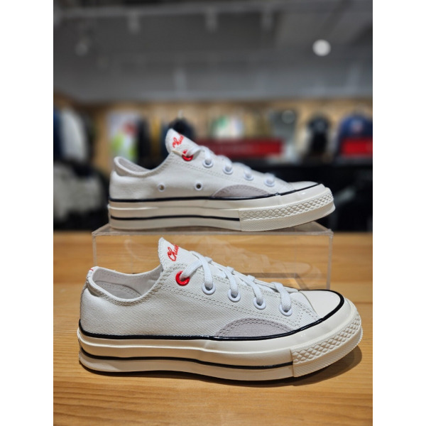 컨버스 공용 척 70 OX 화이트 페일퍼티 로우 캔버스화 A06550C