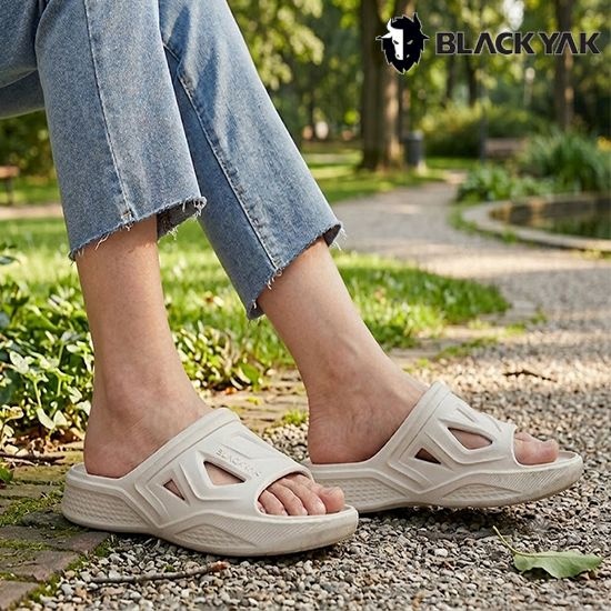 [블랙야크][정상가 59,000] 공용 데일리 일상 슬리퍼 스카이바운스 ABYSHMU910 : 롯데ON
