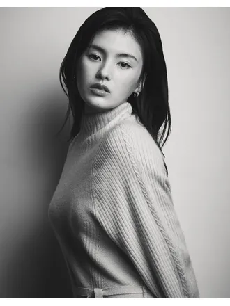 [38사이즈 한정] 그레이 글리터 스트랩 홀가먼트 하프넥 니트 원피스 DLSW4D009G2